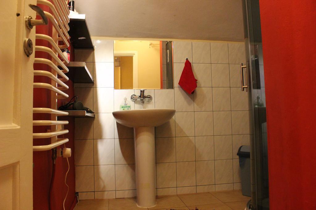 A Pousada Pokoje Na Chmielnej 2 Varsóvia Exterior foto